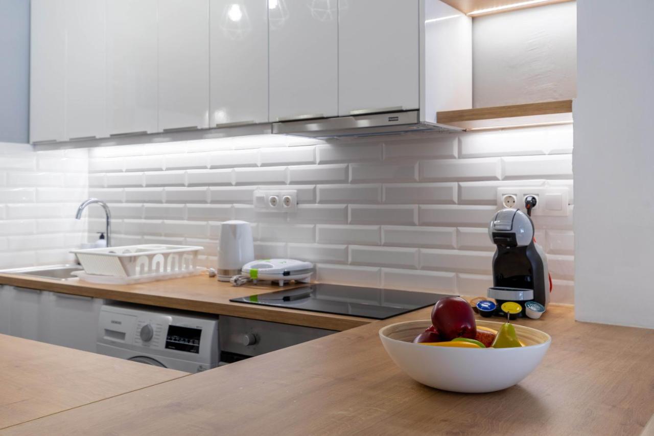 Newly Renovated 2Br Apt! Apartment เอเธนส์ ภายนอก รูปภาพ
